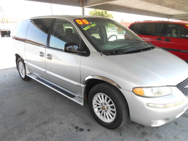 2000 Chrysler Town and Country Elk Conversion Van