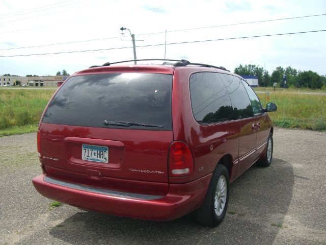2000 Chrysler Town and Country Elk Conversion Van