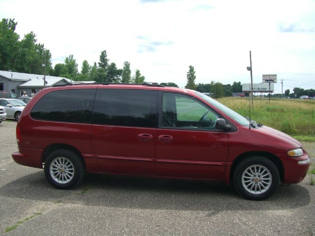 2000 Chrysler Town and Country Elk Conversion Van