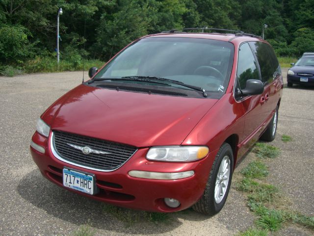 2000 Chrysler Town and Country Elk Conversion Van