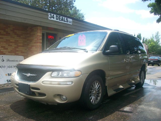 2000 Chrysler Town and Country Elk Conversion Van