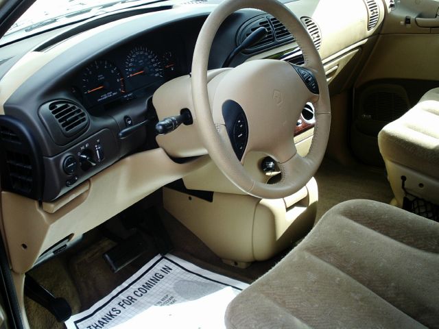 2000 Chrysler Town and Country S Sedan Under FULL Factory Warranty