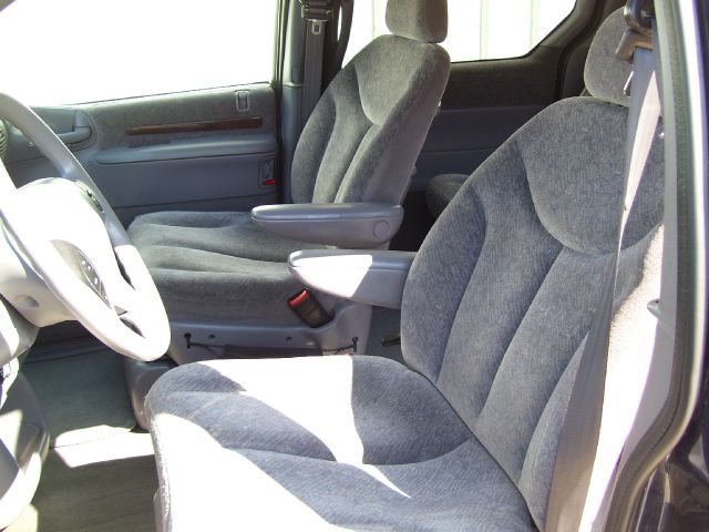 2000 Chrysler Town and Country Elk Conversion Van