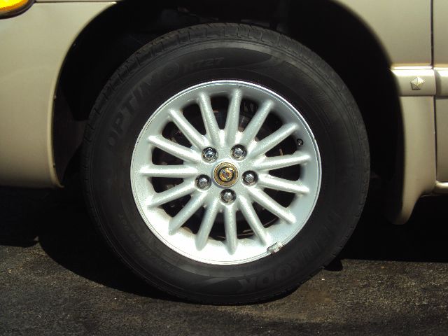 2000 Chrysler Town and Country Elk Conversion Van