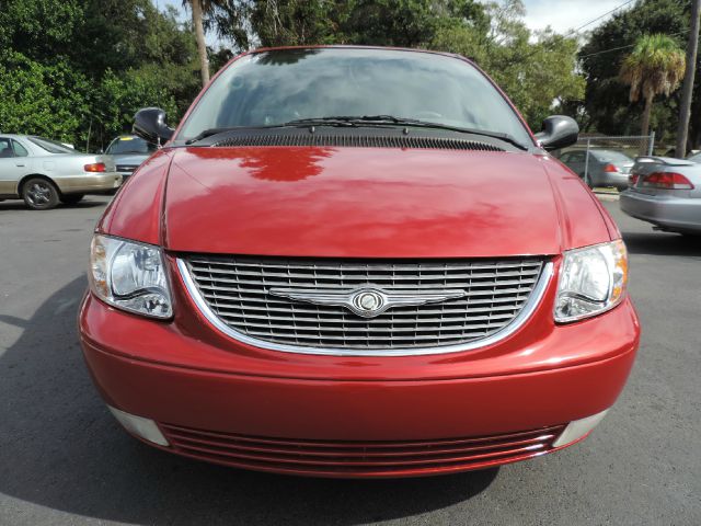 2001 Chrysler Town and Country SLT 25