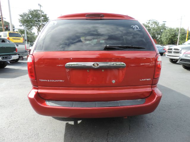 2001 Chrysler Town and Country SLT 25