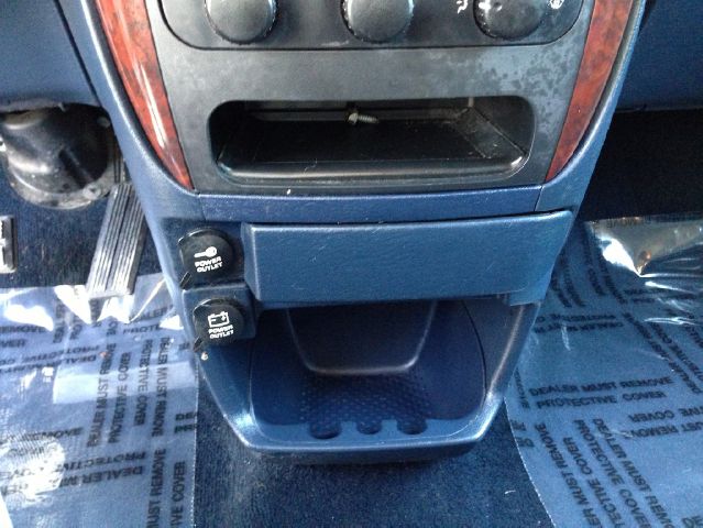 2001 Chrysler Town and Country Prev Certified