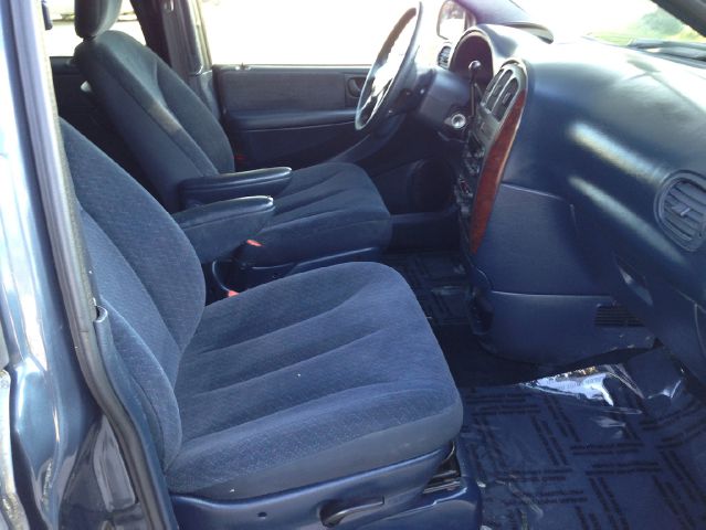 2001 Chrysler Town and Country Prev Certified