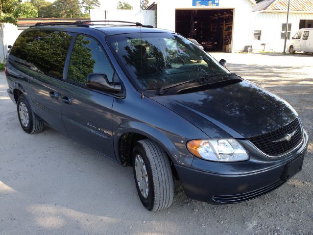 2001 Chrysler Town and Country Prev Certified