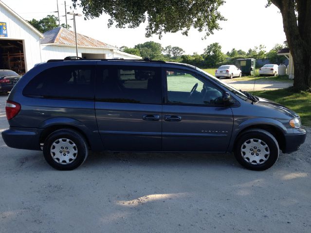 2001 Chrysler Town and Country Prev Certified