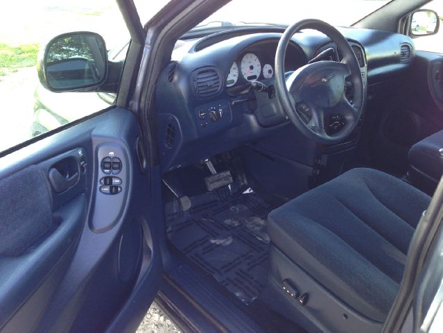 2001 Chrysler Town and Country Prev Certified
