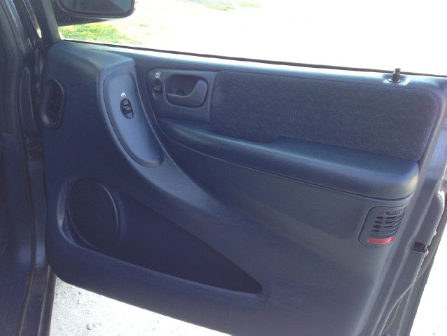 2001 Chrysler Town and Country Prev Certified