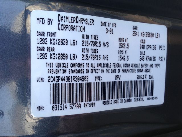 2001 Chrysler Town and Country Prev Certified