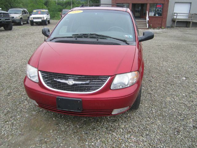 2001 Chrysler Town and Country S Sedan Under FULL Factory Warranty
