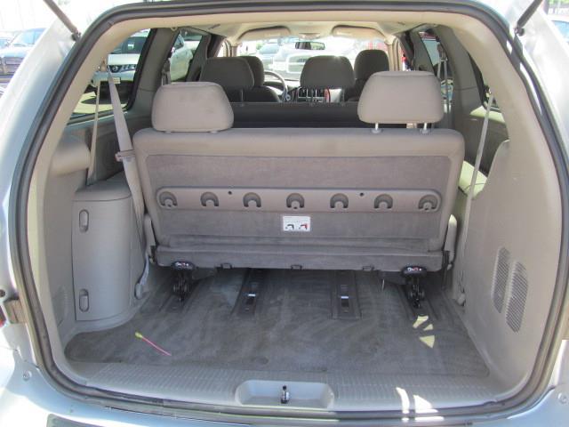 2001 Chrysler Town and Country Elk Conversion Van