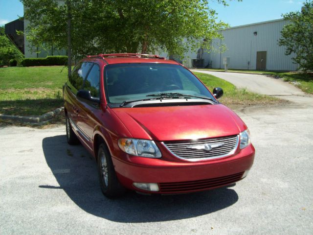 2001 Chrysler Town and Country SLT 25