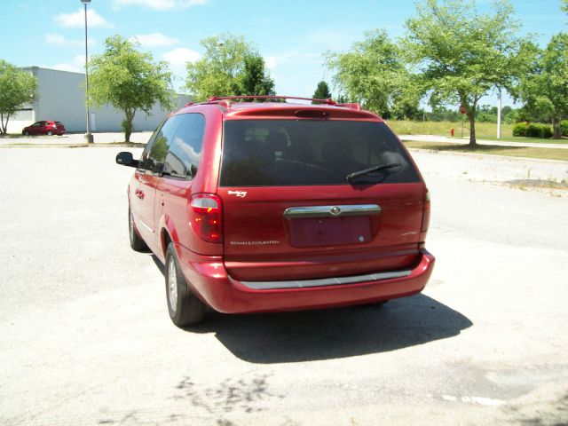 2001 Chrysler Town and Country SLT 25