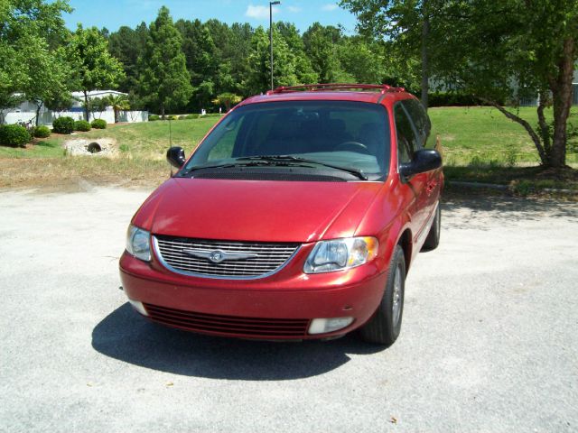 2001 Chrysler Town and Country SLT 25