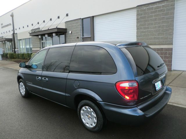 2001 Chrysler Town and Country Elk Conversion Van