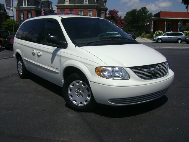 2001 Chrysler Town and Country Elk Conversion Van