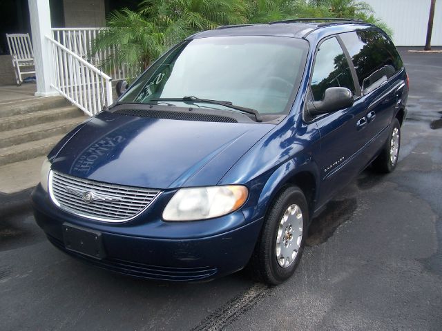2001 Chrysler Town and Country Elk Conversion Van
