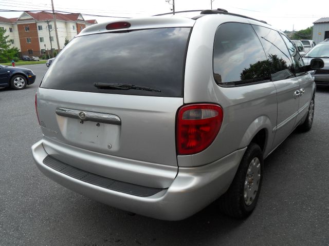 2001 Chrysler Town and Country Elk Conversion Van