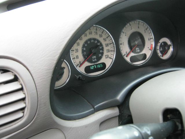 2001 Chrysler Town and Country S Sedan Under FULL Factory Warranty