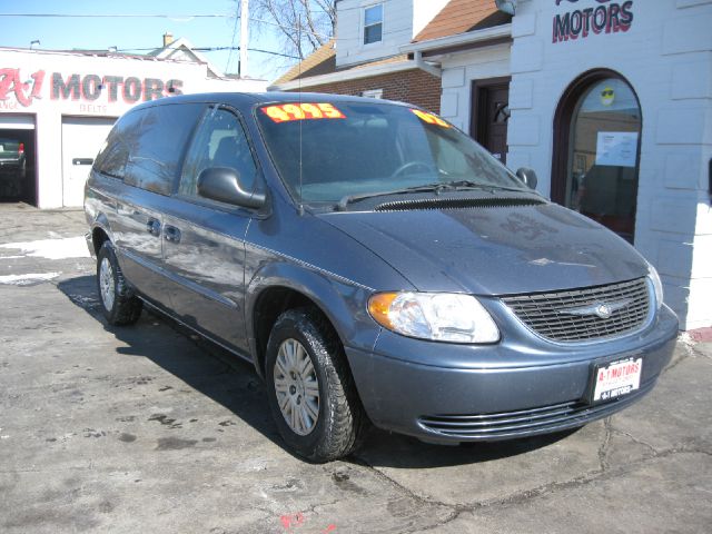 2002 Chrysler Town and Country Elk Conversion Van