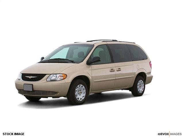 2002 Chrysler Town and Country SLT 25