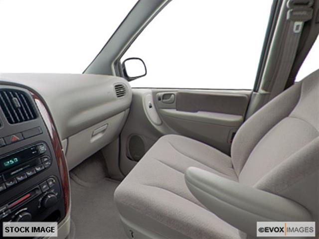 2002 Chrysler Town and Country SLT 25