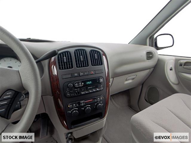 2002 Chrysler Town and Country SLT 25