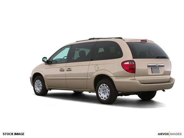 2002 Chrysler Town and Country SLT 25