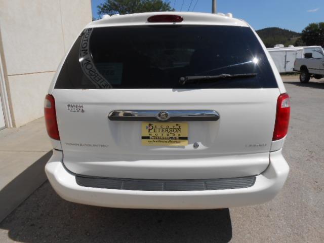 2002 Chrysler Town and Country SLT 25
