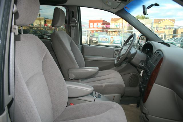 2002 Chrysler Town and Country Open-top