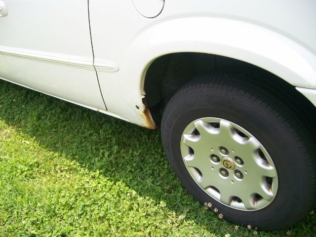 2002 Chrysler Town and Country Refrigerated Box