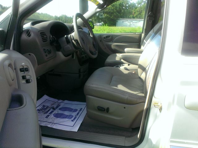 2002 Chrysler Town and Country S Sedan Under FULL Factory Warranty