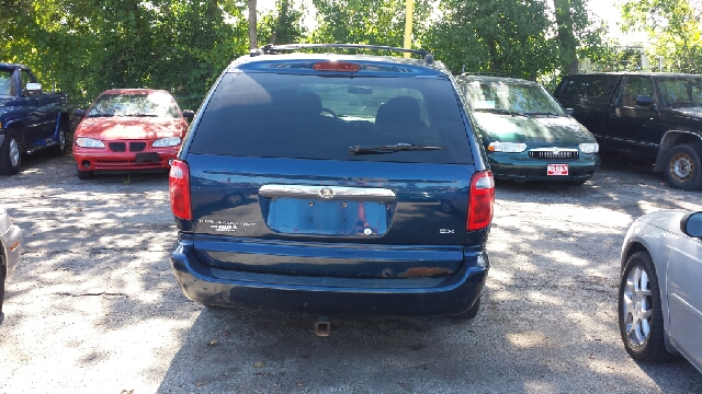 2002 Chrysler Town and Country Open-top