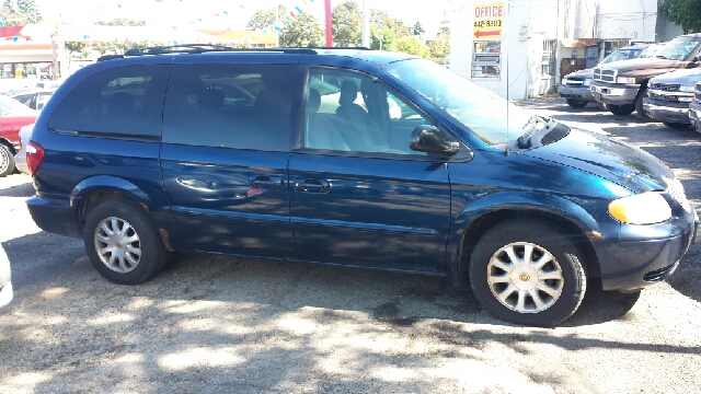 2002 Chrysler Town and Country Open-top