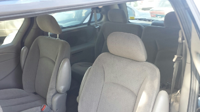 2002 Chrysler Town and Country Open-top