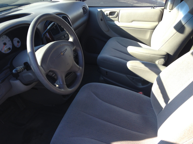 2002 Chrysler Town and Country Elk Conversion Van