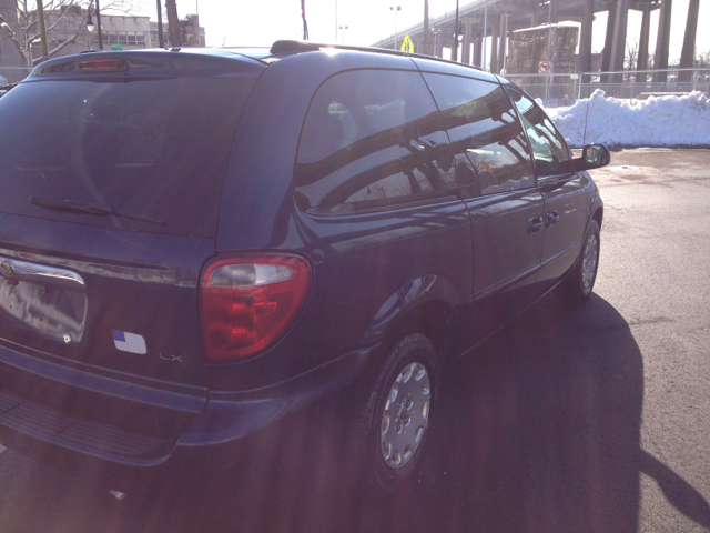 2002 Chrysler Town and Country Elk Conversion Van