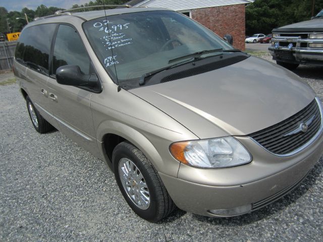 2002 Chrysler Town and Country SLT 25