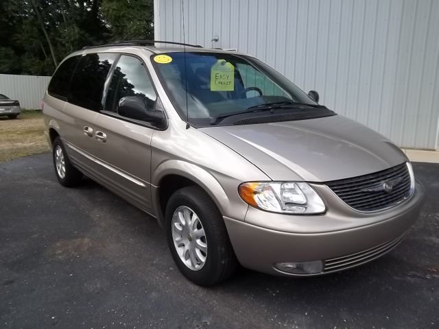 2002 Chrysler Town and Country H6 L.L. Bean