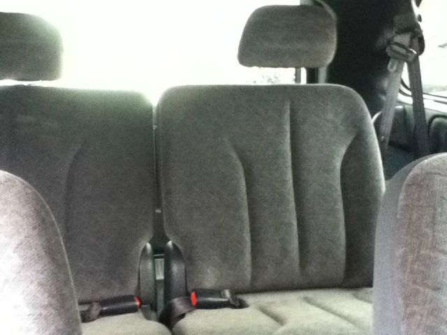 2002 Chrysler Town and Country S Sedan Under FULL Factory Warranty