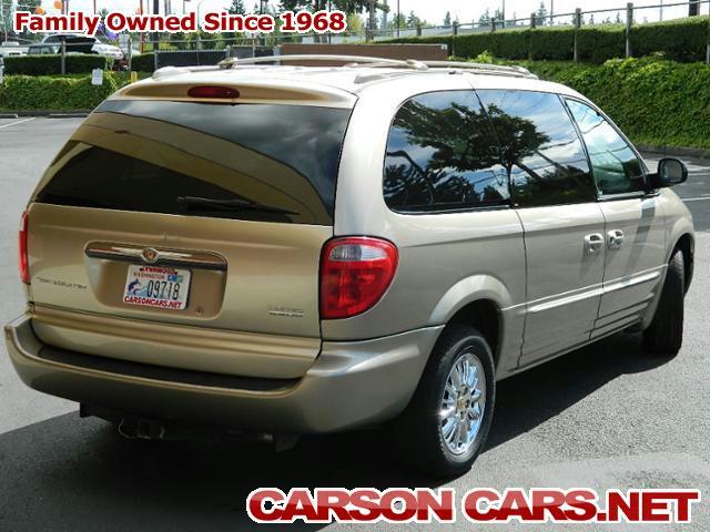 2002 Chrysler Town and Country SLT 25