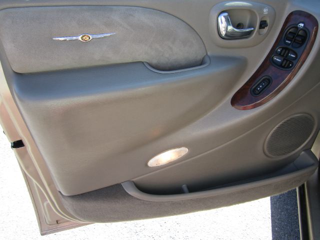 2002 Chrysler Town and Country 3.0 Avant Quattro