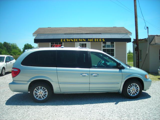 2002 Chrysler Town and Country SLT 25