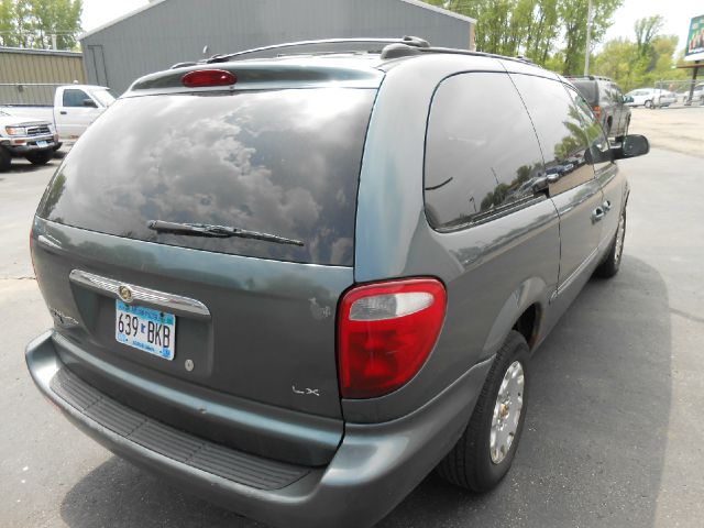 2002 Chrysler Town and Country Elk Conversion Van