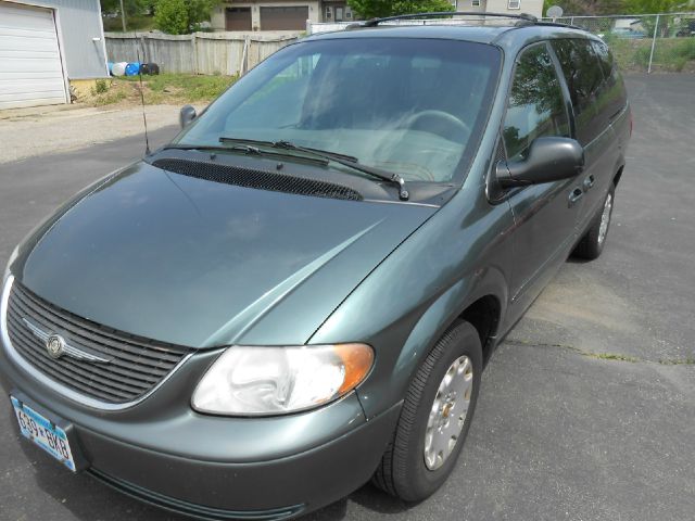 2002 Chrysler Town and Country Elk Conversion Van