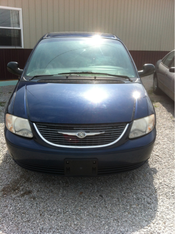 2002 Chrysler Town and Country Refrigerated Box